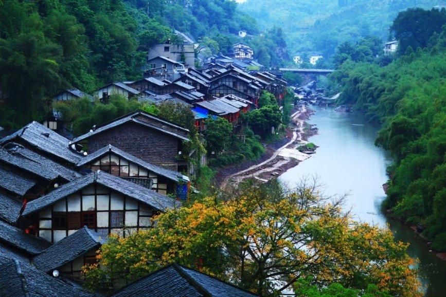 公安机关开展新疆乌什7.1级地震抗震救灾工作